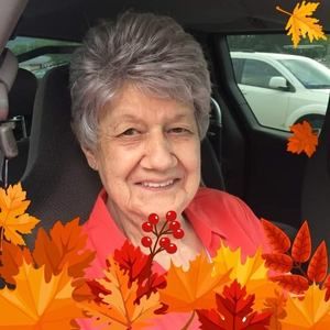 Meet your Posher, Connie